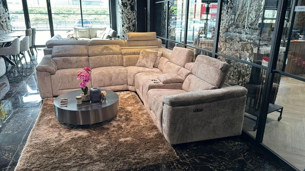 Grote U-vorm Hoekbank met Relaxfunctie – Opruiming, Huis en Inrichting, Ophalen of Verzenden, Rechthoekig, 125 cm of meer, 125 cm of meer