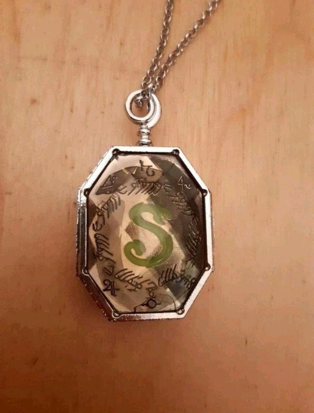 Harry Potter horcrux locket medaillon, Verzamelen, Harry Potter, Ophalen of Verzenden, Nieuw, Replica