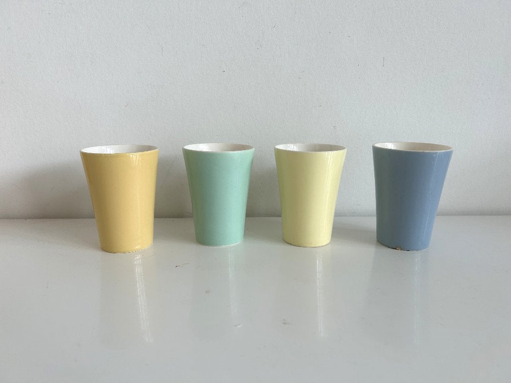 Petrus Regout Pastel Florence Beker, Antiek en Kunst, Antiek | Servies los, Ophalen