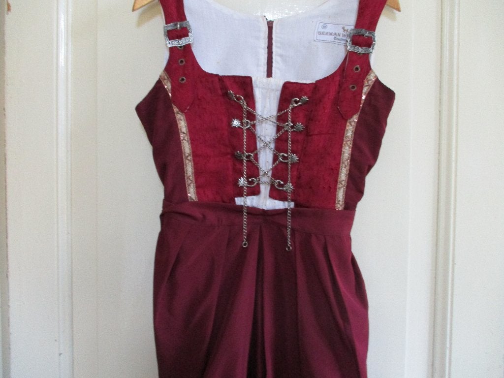 "German Wear" trachten dirndl  met schort, maat 50, Maat 46/48 (XL) of groter, Ophalen of Verzenden, Overige thema's, Kleding