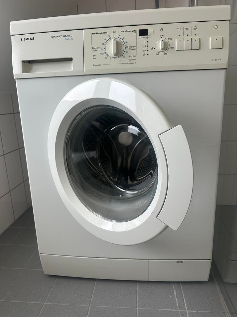 Gratis Siemens wasmachine, Witgoed en Apparatuur, Wasmachines, Ophalen of Verzenden, Gebruikt, 1200 tot 1600 toeren, 85 tot 90 cm