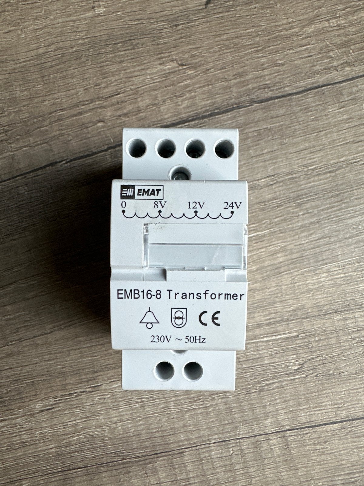 EMAT beltrafo 8V/12V/24V 8VA, Ophalen of Verzenden, Nieuw, Emat, Omvormer