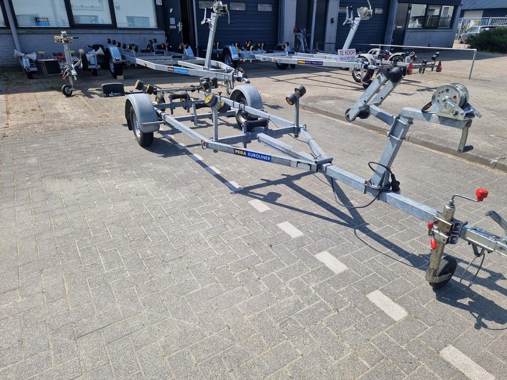 Pega SH 450 kanteltrailer met een 550KG as, Ophalen, Minder dan 1500 kg, Overige typen, Kantelbaar