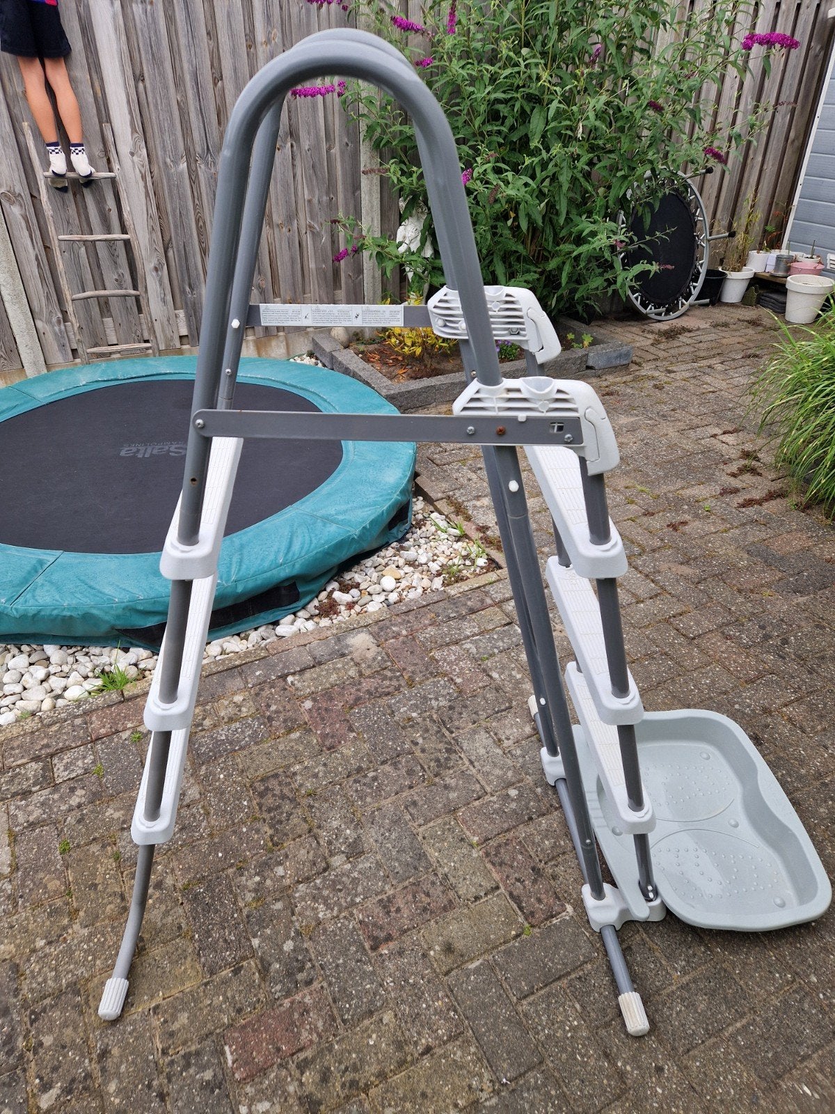 Zwembadtrapje met afneembare treden en voetenbad, Ophalen, Gebruikt, Ladder