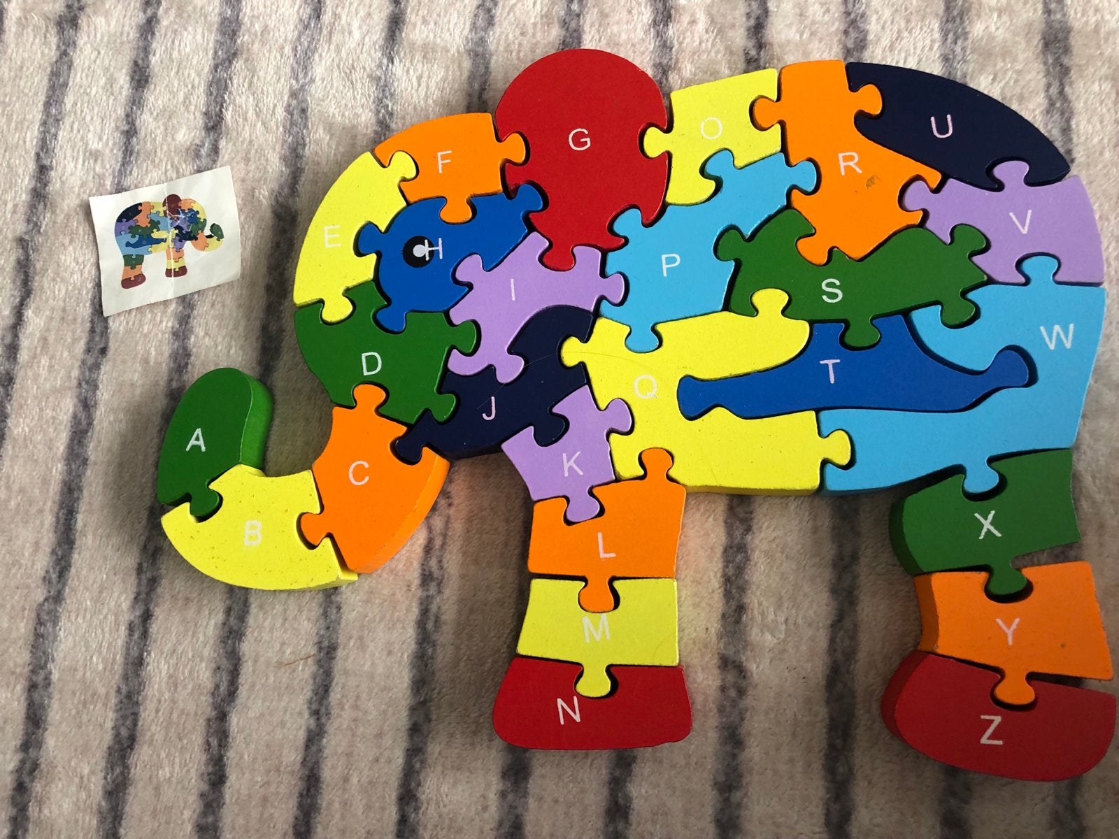 Houten puzzel olifant en draak met cijfers en letters, Ophalen of Verzenden, Gebruikt, Puzzelen