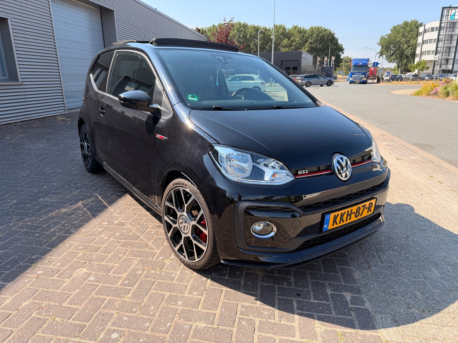 Volkswagen up!