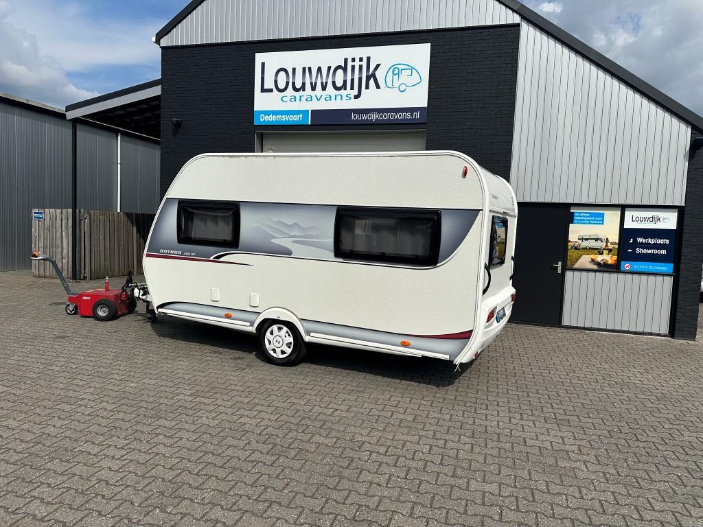 HOBBY On Tour 390 SF ’17 (Vastbed, 971kg), Caravans en Kamperen, Caravans, Vast bed, Hobby, Bedrijf, 750 - 1000 kg