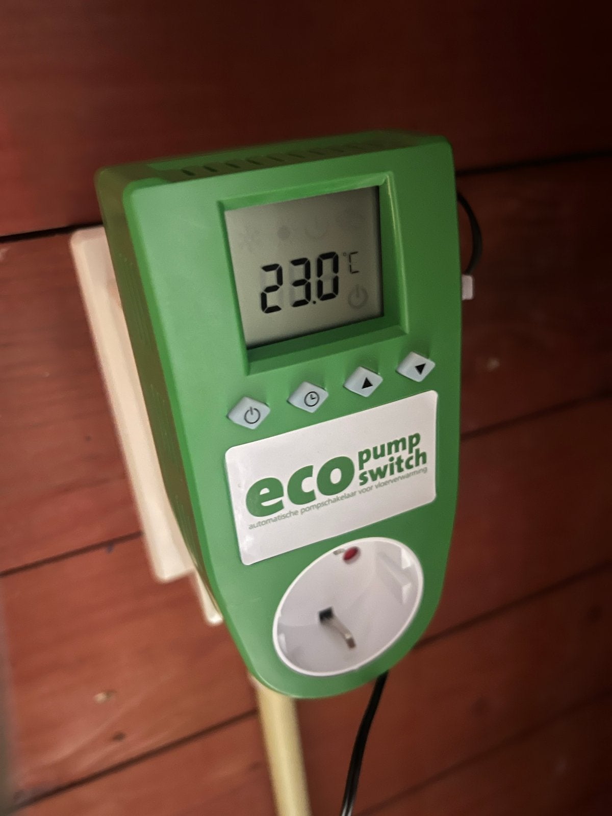 Eco Pump Switch - Automatische pompschakelaar vloerverwarmin, Ophalen, Slimme thermostaat, Zo goed als nieuw