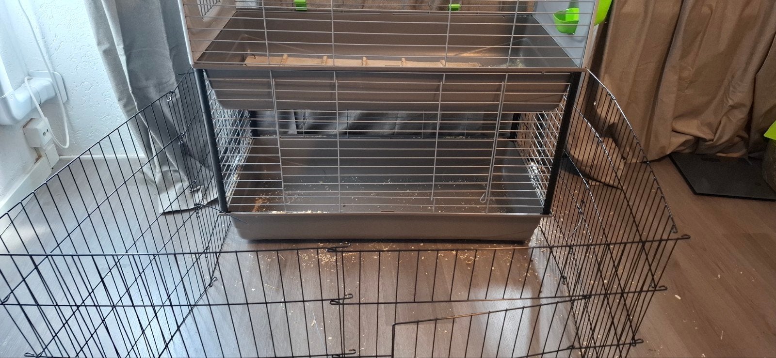 Kooi 2 verdiepingen met ren, Dieren en Toebehoren, Knaagdieren en Konijnen | Hokken en Kooien, Ophalen, Kooi, 110 cm of meer, Zo goed als nieuw
