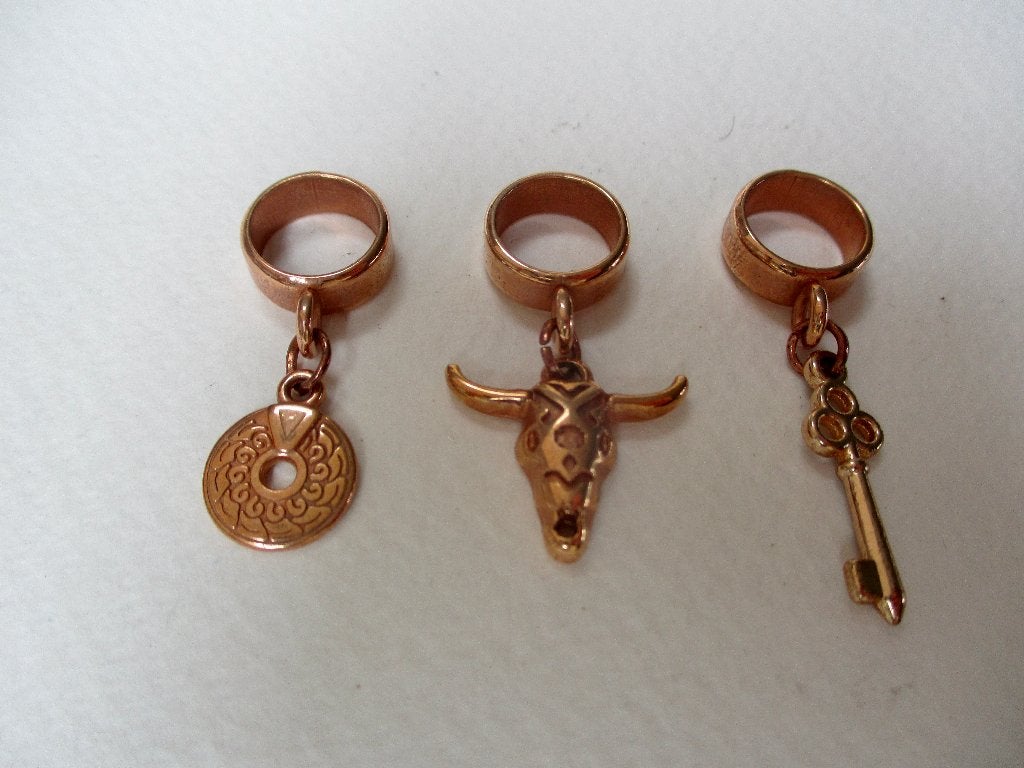 3 Opschuif bedels: Rondje-Stierenschedel-Sleutel goudkleur, Overige merken, Overige materialen, Verzenden, Zo goed als nieuw