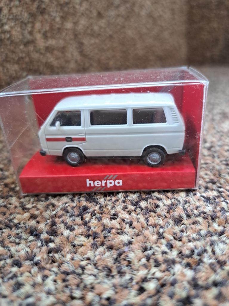 Herpa DB VW Transporter busje, Ophalen of Verzenden, Zo goed als nieuw, Bus of Vrachtwagen, Herpa