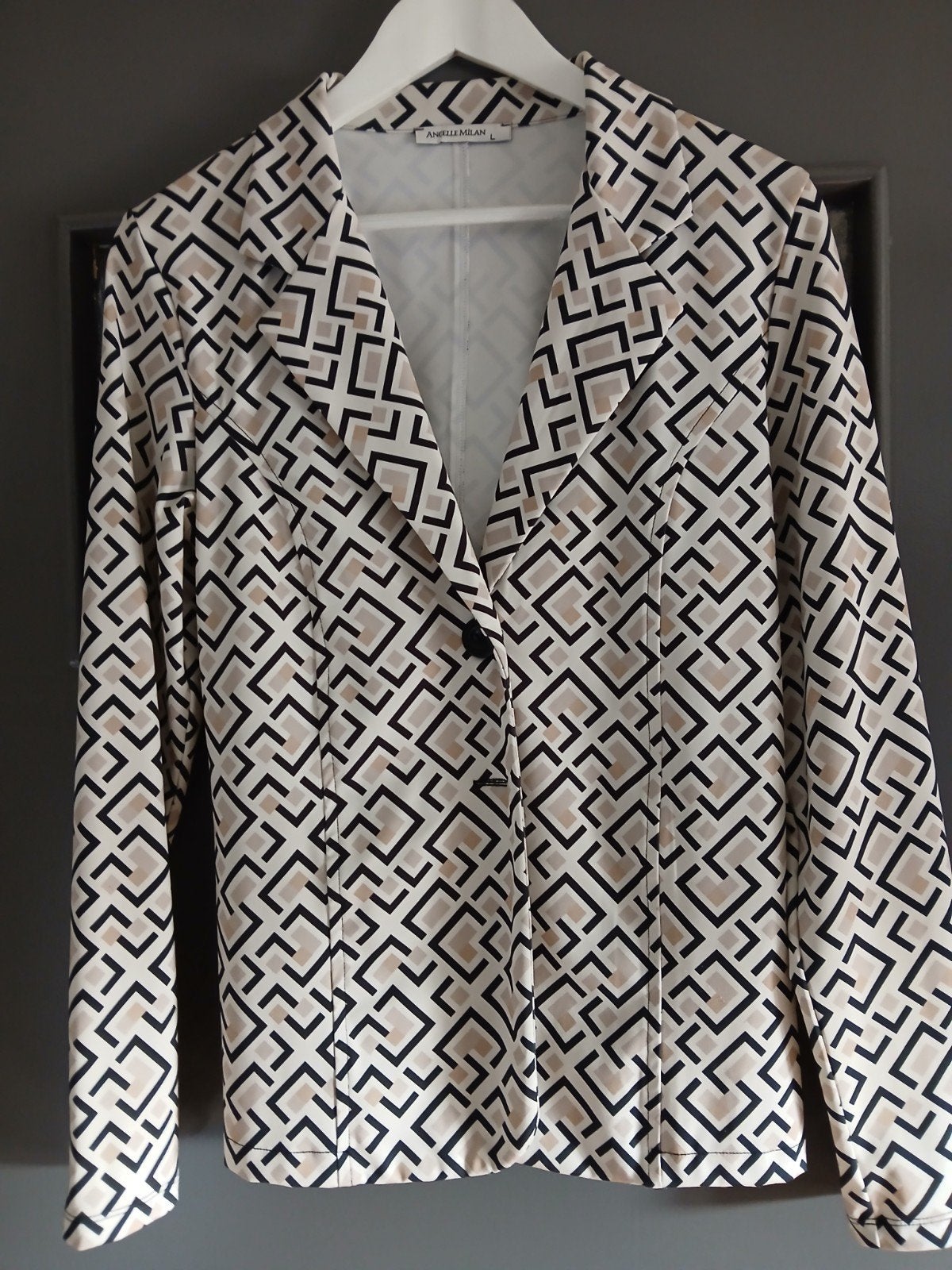 Angelle Milan travelstof blazer maat L, Kleding | Dames, Jasjes, Kostuums en Pakken, Ophalen of Verzenden, Zo goed als nieuw, Maat 38/40 (M)