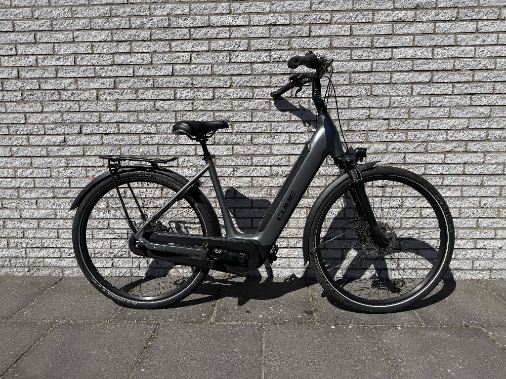 Cube elektrische fiets, Zo goed als nieuw, 50 km per accu of meer, 55 tot 59 cm, Ophalen