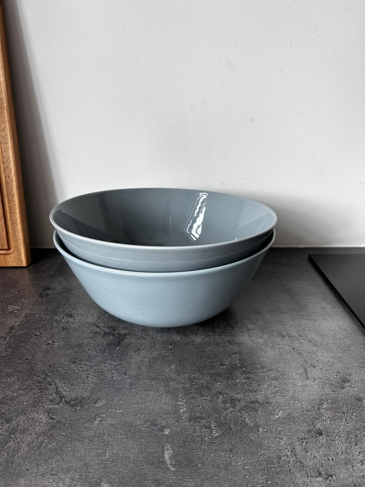 2x grijze saladeschaal - Vivo Villeroy & Boch Group, Huis en Inrichting, Keuken | Servies, Ophalen, Overige stijlen, Porselein
