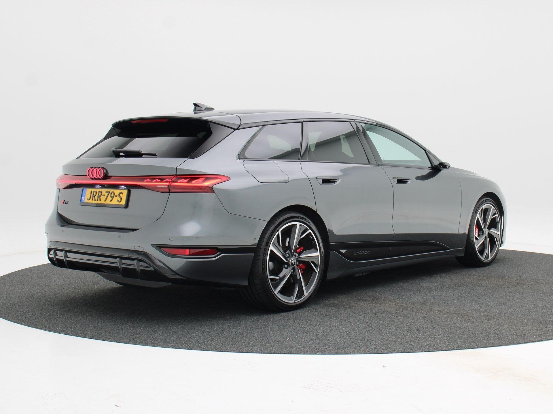Audi S6 Avant e-tron 503 Pk 100kWh | Stoelverwarming/Koeling, Automaat, Dealer onderhouden, Achterwielaandrijving, Gebruikt
