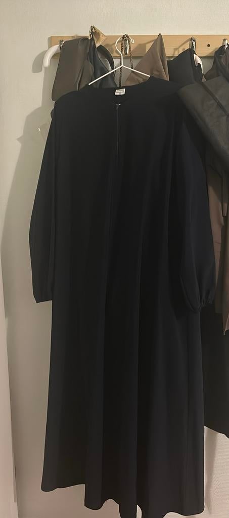 Donkerblauwe abaya, moet nu weg, Ophalen, Zo goed als nieuw, Maat 46/48 (XL) of groter