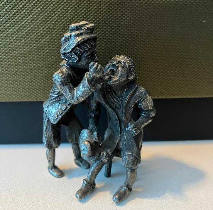 Tinnen beeldje “De Tandarts”, Antiek en Kunst, Ophalen of Verzenden