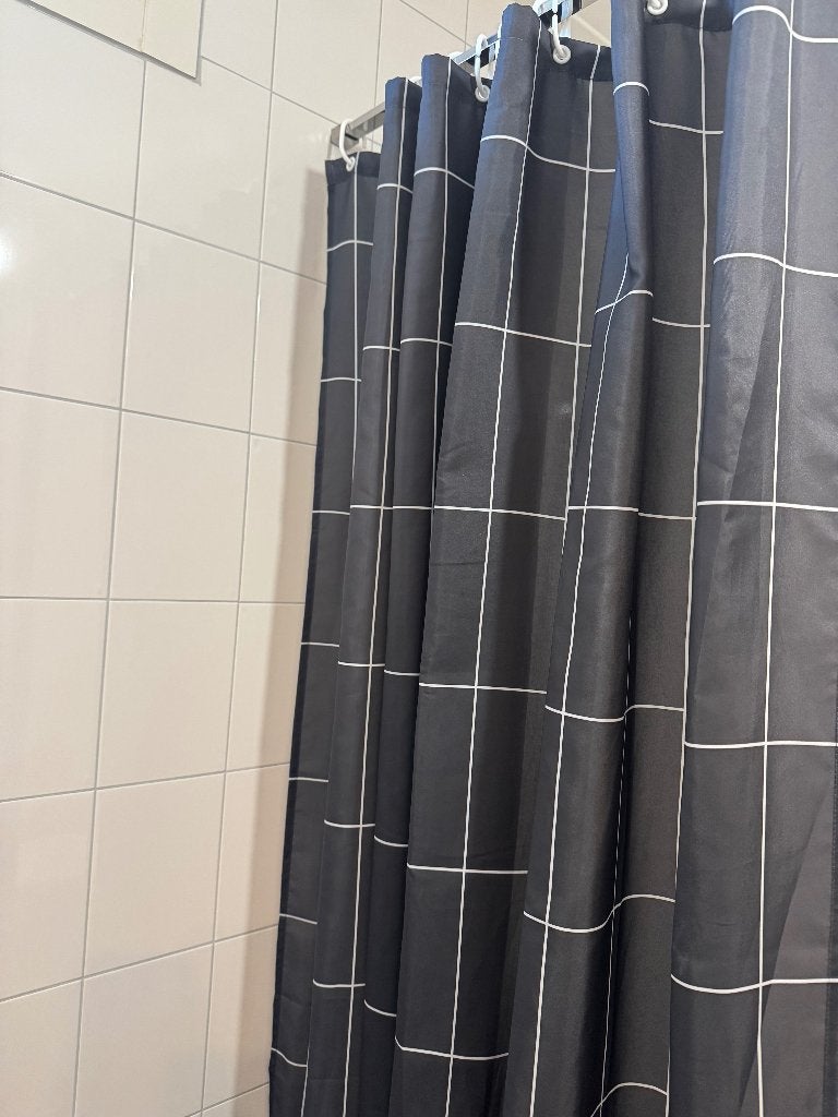 douchegordijn, Ophalen, Zo goed als nieuw, Zwart, Douche-accessoire