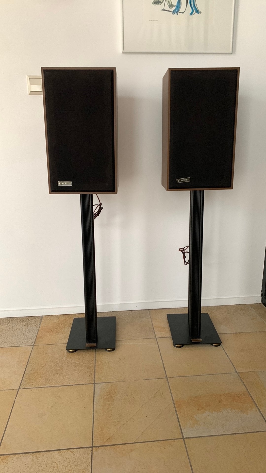 Scott luidsprekers op Quadral standaard €115,-, Gebruikt, Inclusief standaarden, Minder dan 60 watt, Ophalen