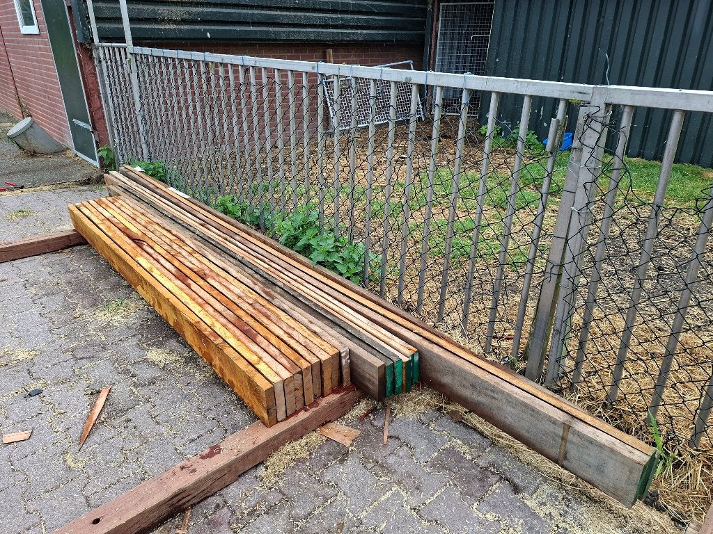 Bankirai dikke planken (B-keus), Ophalen, 25 tot 50 mm, Zo goed als nieuw, Plank