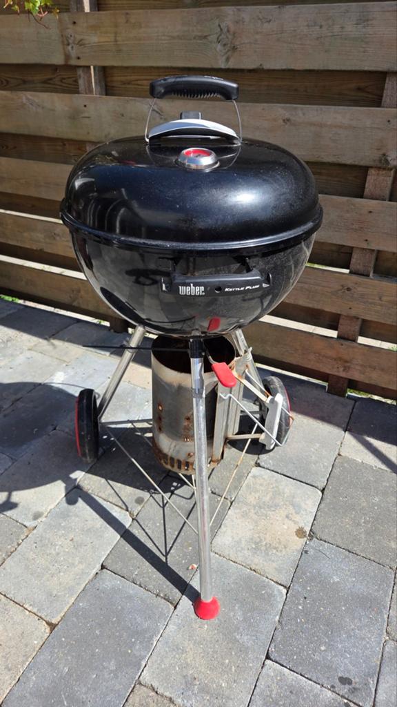 Bbq Weber Kettle plus met starter, Ophalen, Gebruikt, Weber