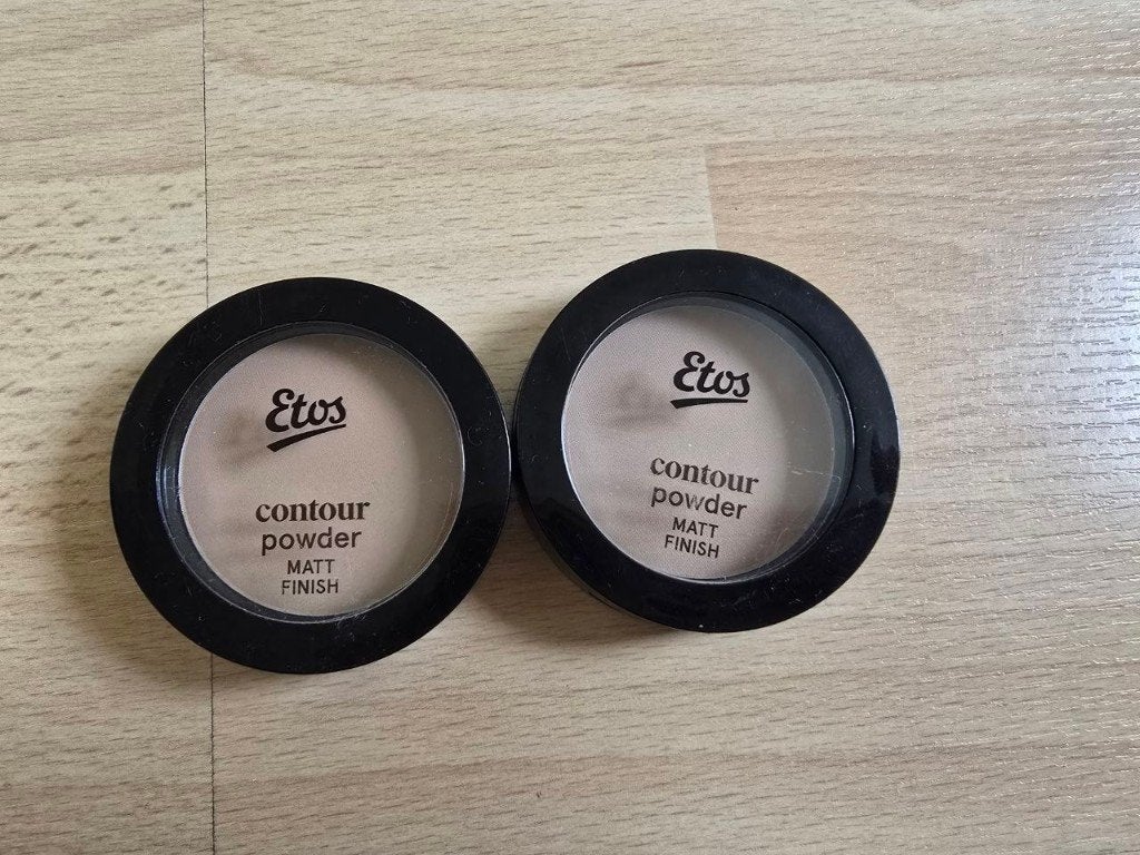 2x Light/Medium Contour Powder 8089-001 van ETOS 5g (NIEUW), Overige kleuren, Gehele gezicht, Nieuw, Ophalen of Verzenden