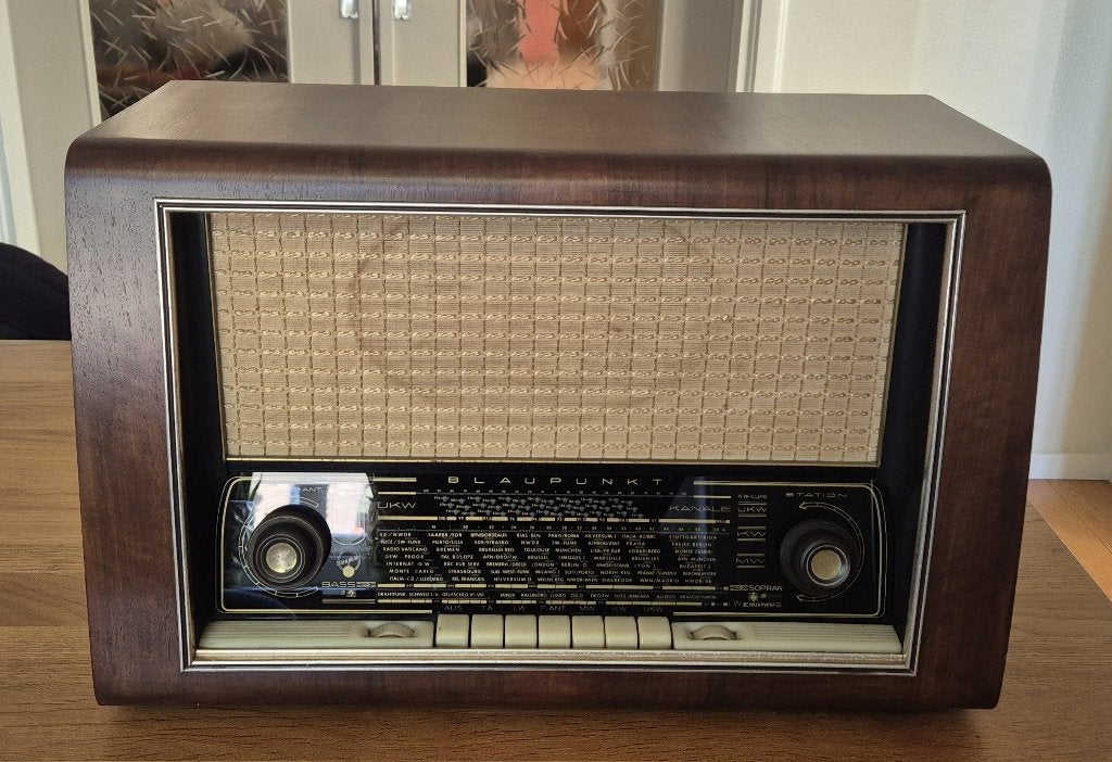 Buizenradio Blaupunkt Milano 2225, Ophalen