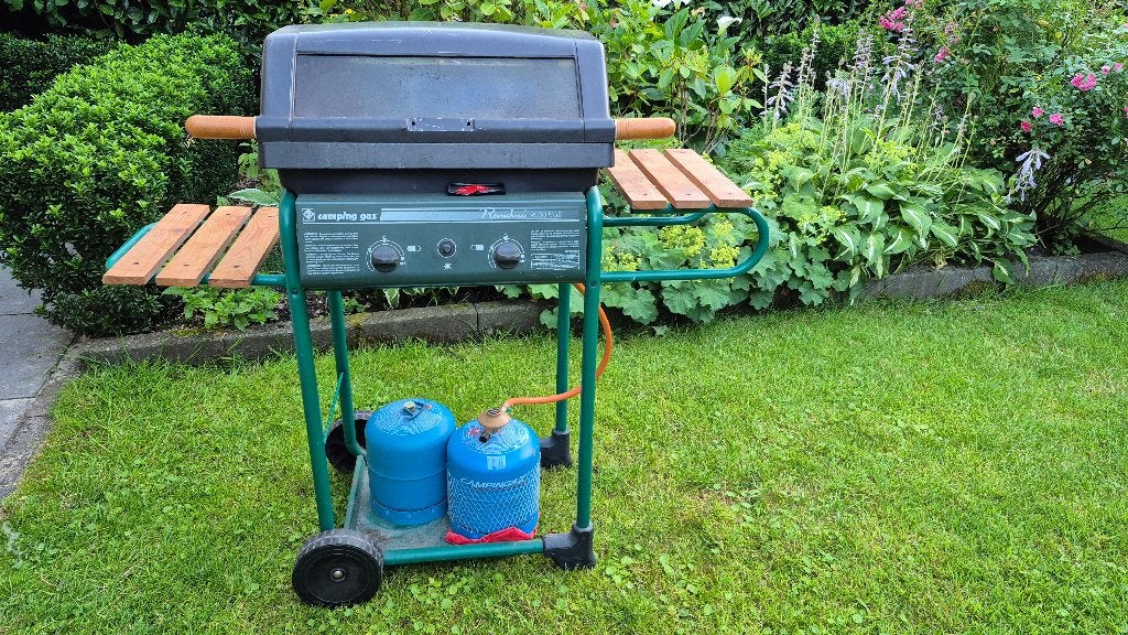 bbq met lavagrill op gas, Ophalen, Gebruikt, Campingaz