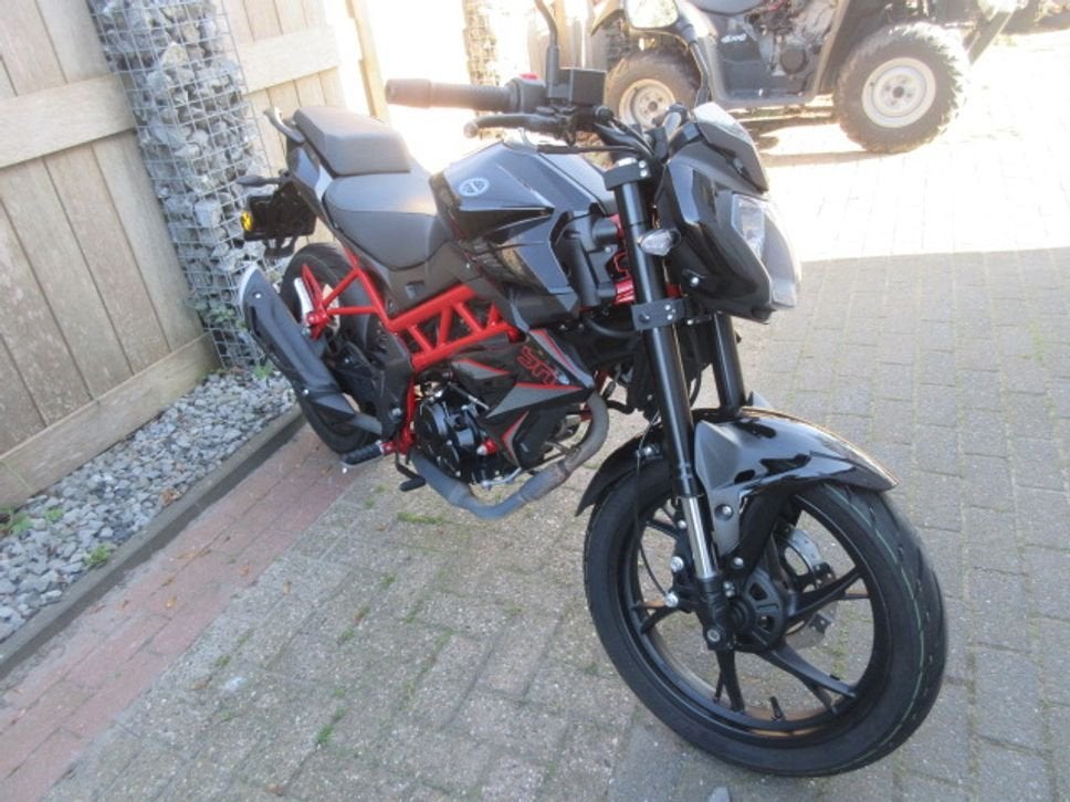 BENELLI BN 125 (bj 2024), Bedrijf, Onbekend, 125 cc, BENELLI