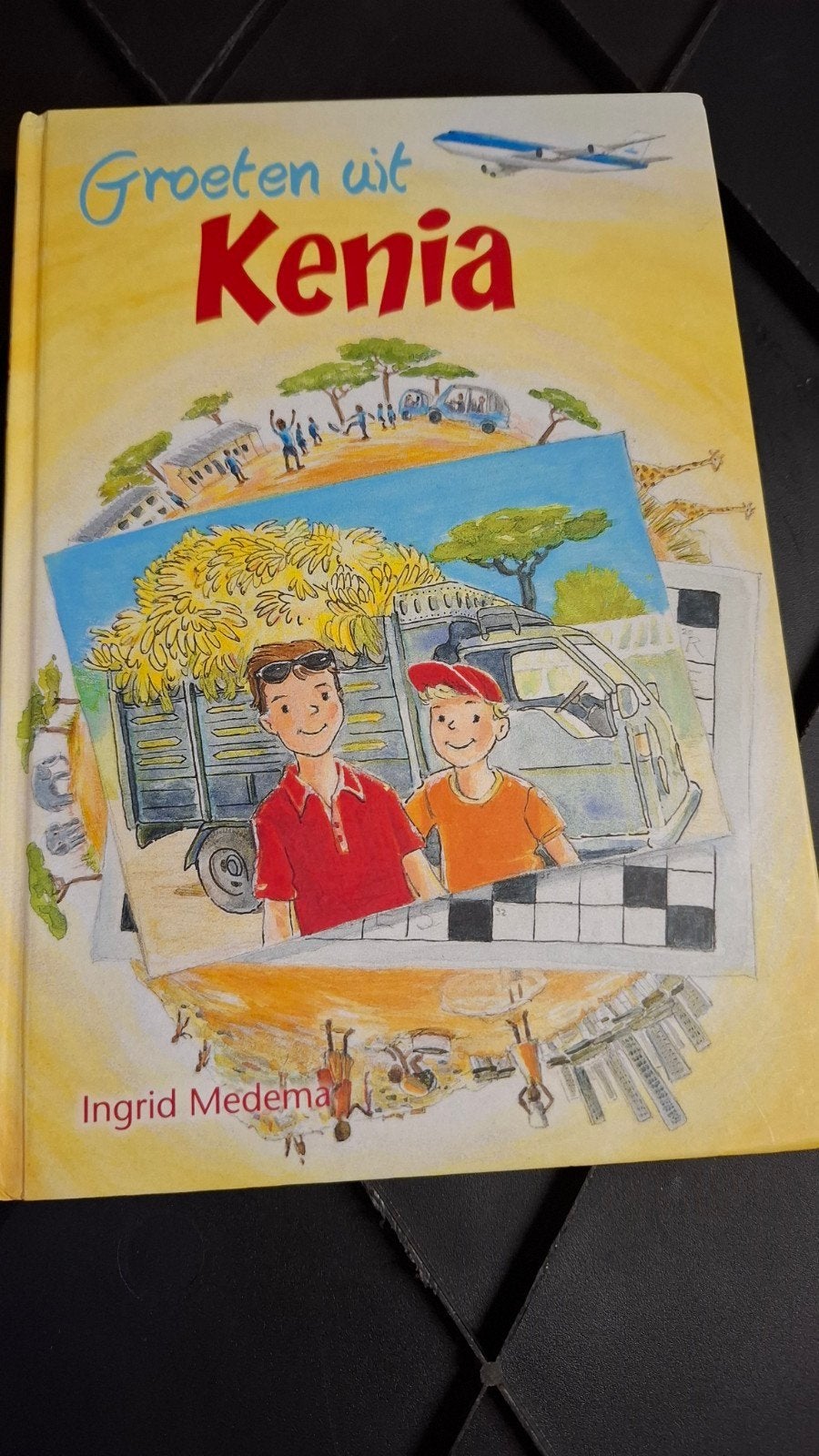 Ingrid Medema - Groeten uit Kenia, Ingrid Medema, Fictie algemeen, Ophalen of Verzenden, Zo goed als nieuw