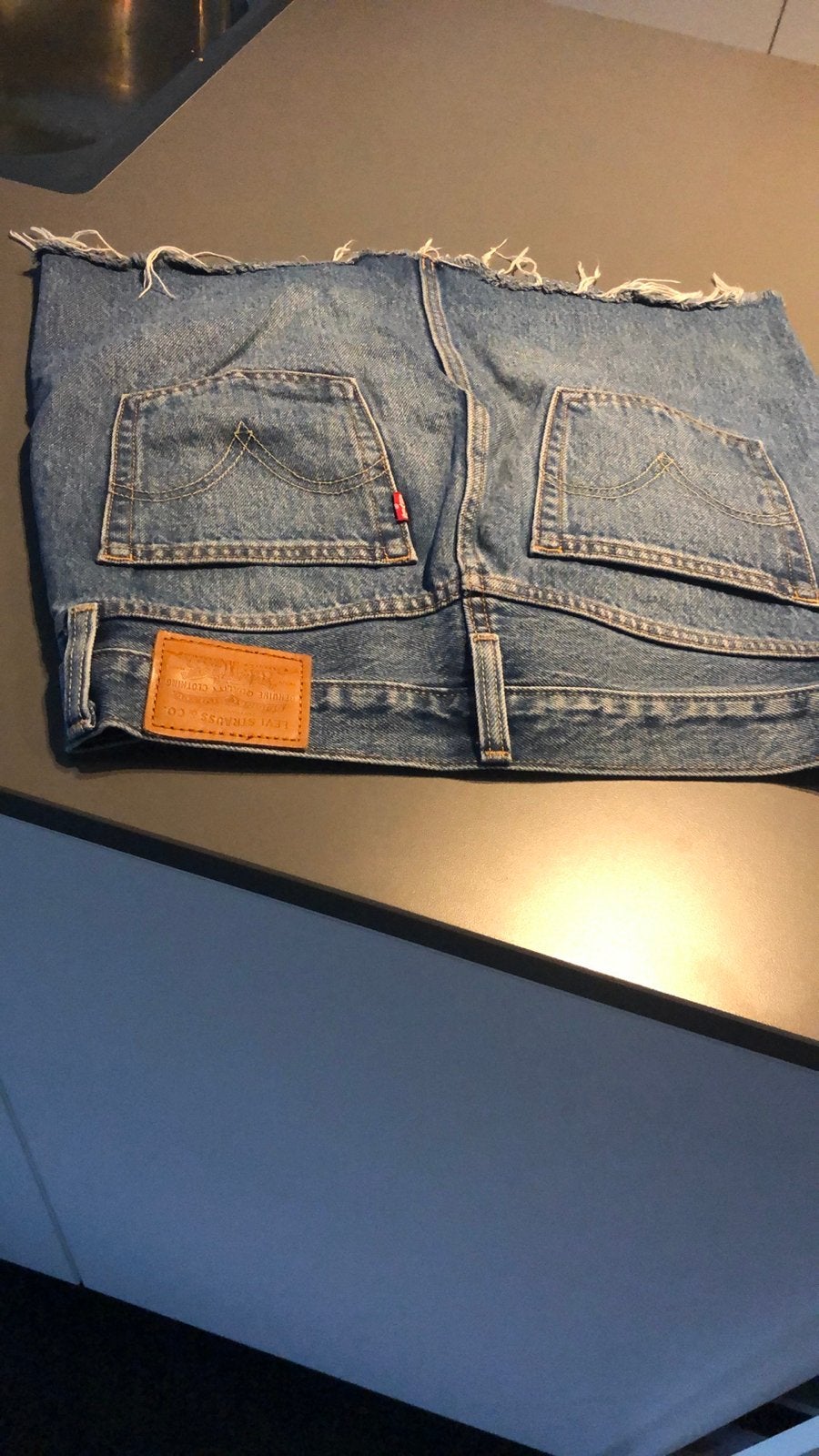 Levi's spijkerrok blauw maat 25, Kleding | Dames, Rokken, Ophalen of Verzenden, Gedragen, Maat 34 (XS) of kleiner, Blauw