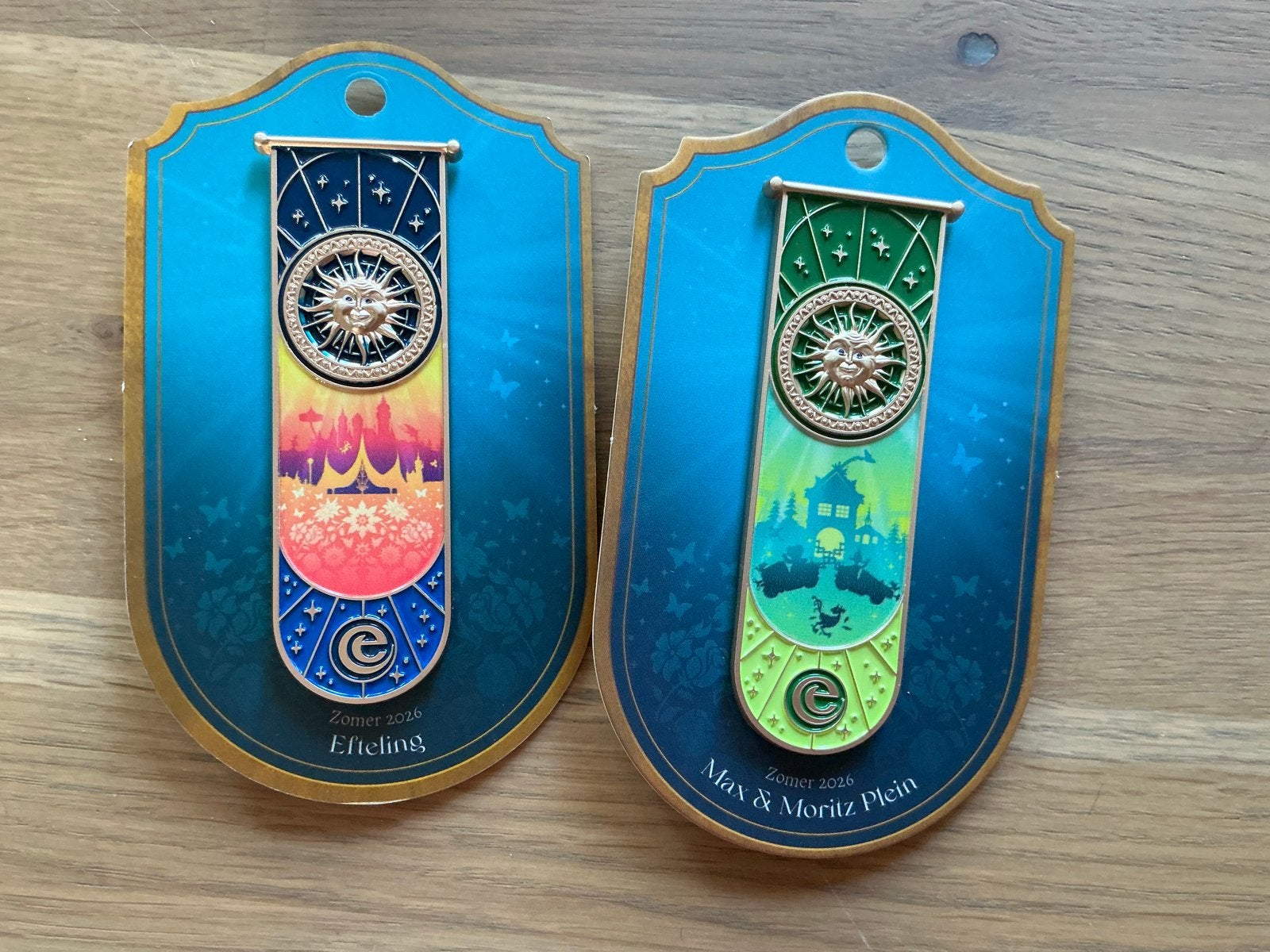 Efteling Zomerplein 2026 pins Max & Moritz + Efteling 2026, Ophalen of Verzenden, Nieuw, Button of Speldje