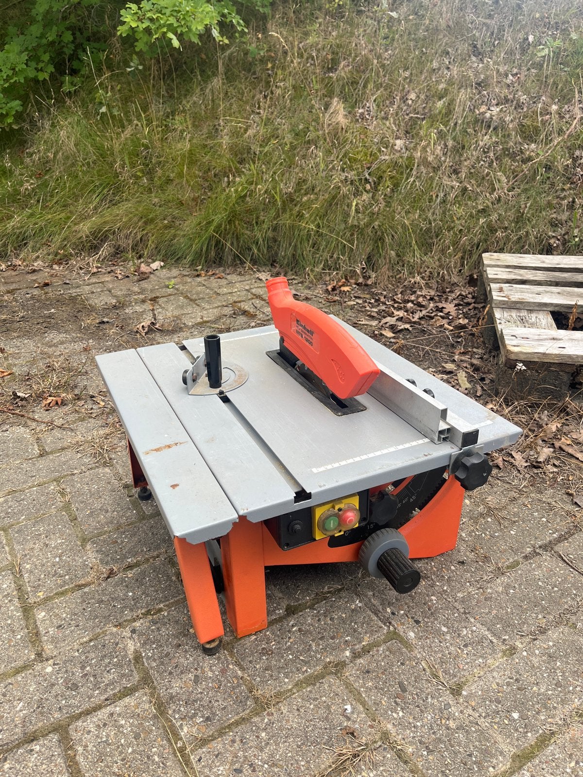 Einhell NTS 1200 Tafelzaag - Gebruikt maar functioneel, Doe-het-zelf en Verbouw, Ophalen, Gebruikt, Cirkelzaag, 600 tot 1200 watt
