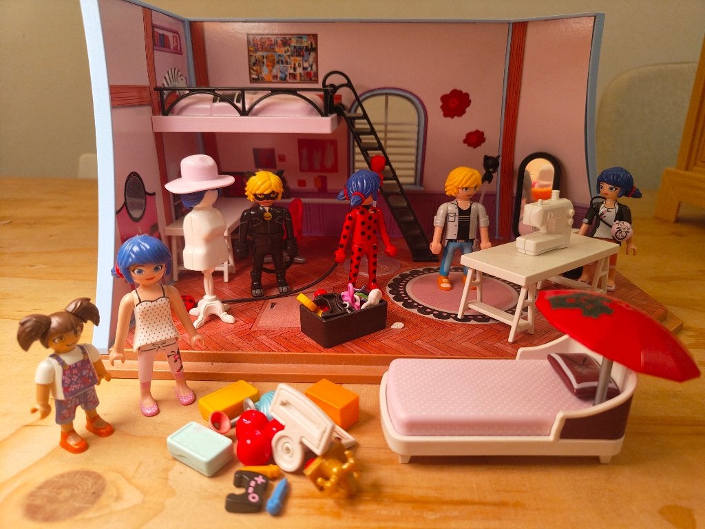 Playmobil Miraculous: kamer van Marinette 71334, Gebouw, Complete set, Ophalen of Verzenden, Zo goed als nieuw