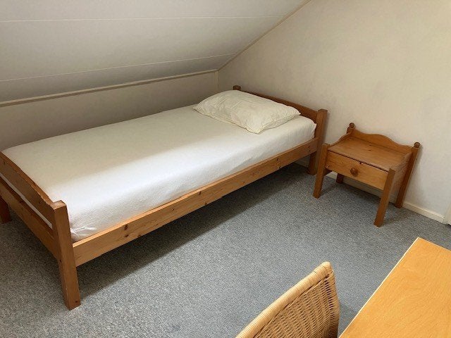Complete grenen eenpersoonskamer, Huis en Inrichting, Slaapkamer | Complete slaapkamers, Ophalen, Gebruikt, Eenpersoons, Grenen