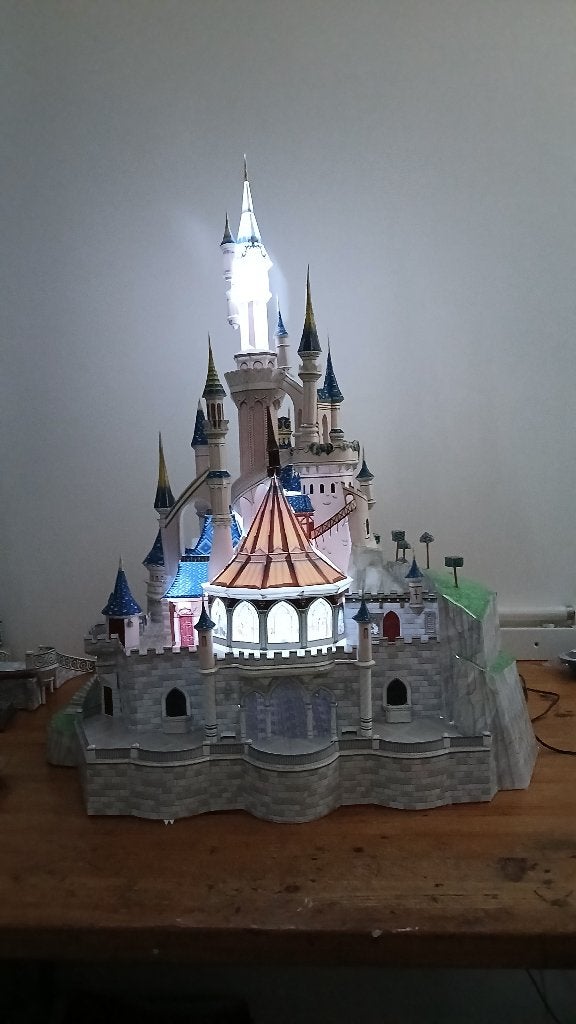 disney kasteel lamp, Overige materialen, Nieuw, Overige fittingen, Ophalen of Verzenden