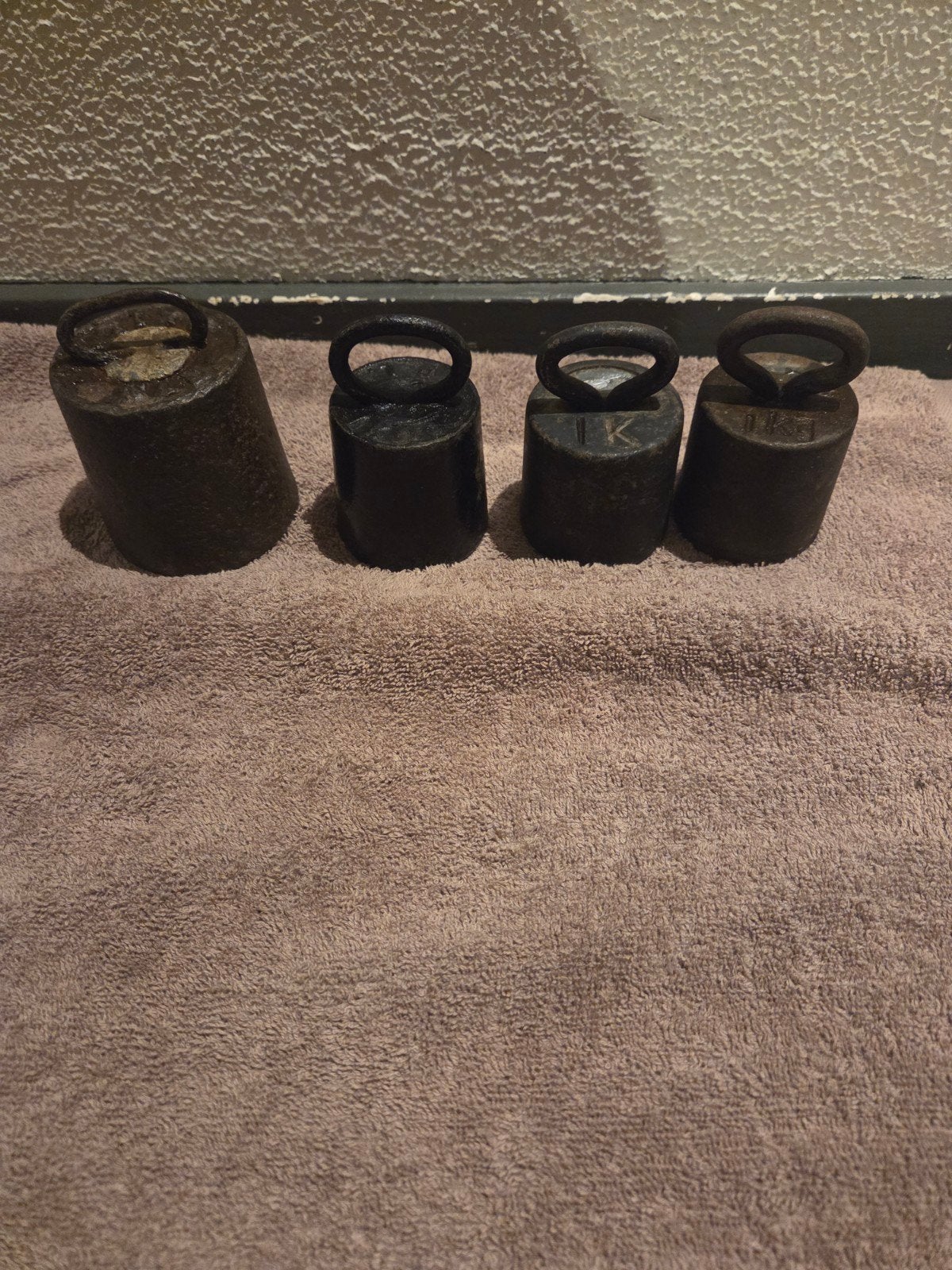 4 Antieke gietijzeren gewichten, Antiek en Kunst, Ophalen of Verzenden