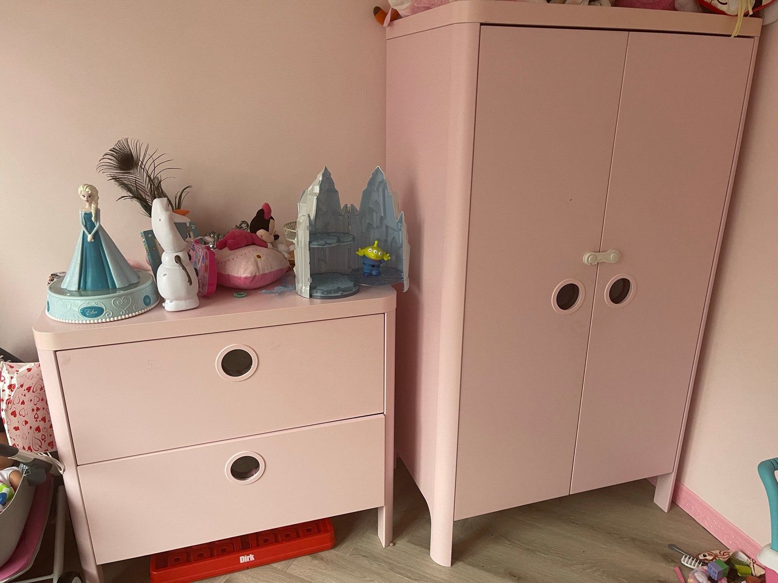 IKEA Busunge kinderkamer set: kledingkast, commode, meegroei, Kinderen en Baby's, Kinderkamer | Commodes en Kasten, 50 tot 70 cm