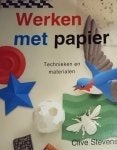 Werken met papier.Clive Stevens uit 1997, Ophalen of Verzenden, Zo goed als nieuw, Clive Stevens, Overige onderwerpen