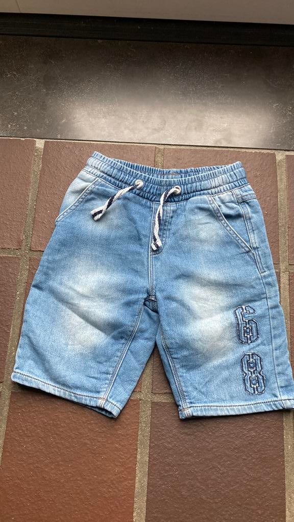 Korte broek maat 122 Scamps & Boys korte broek maat 122, Ophalen of Verzenden, Gebruikt, Jongen of Meisje, Broek