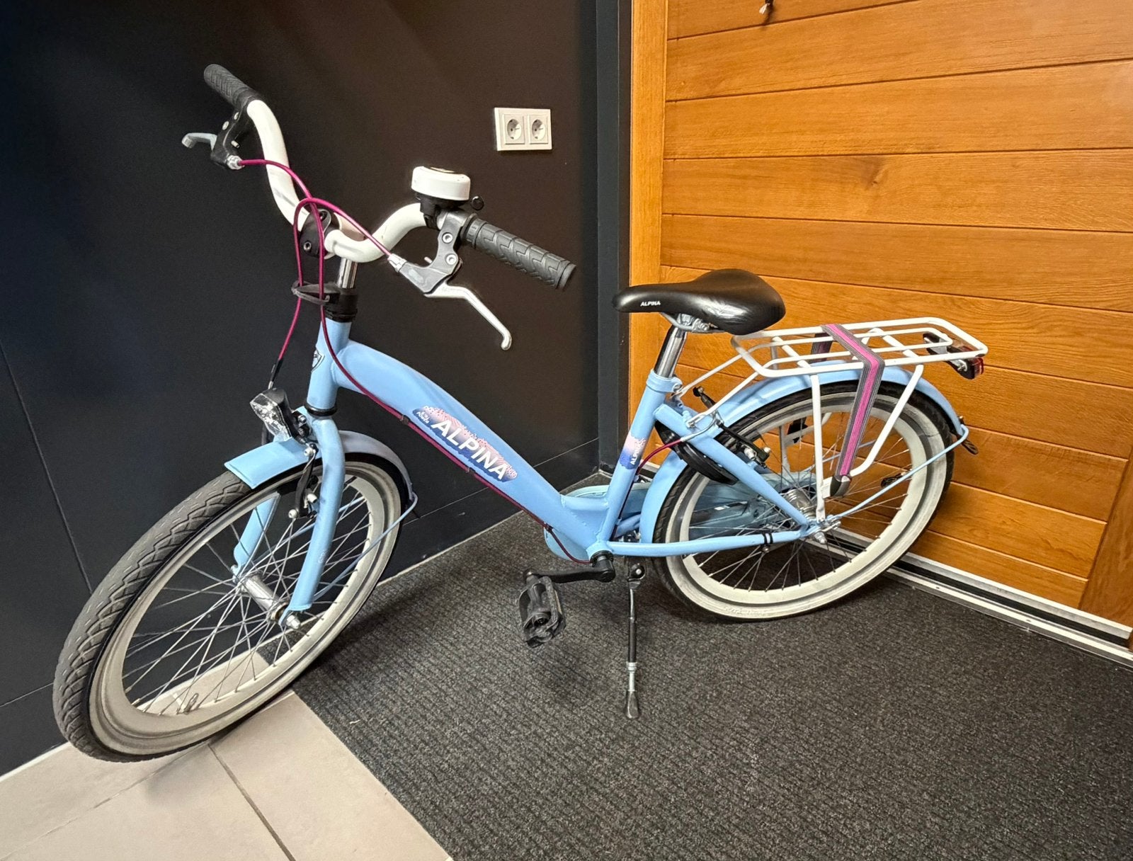 Alpina Girl Power 22 inch blauw meisjesfiets licht, slot etc, Fietsen en Brommers, Fietsen | Meisjes, Ophalen, Gebruikt, 22 inch