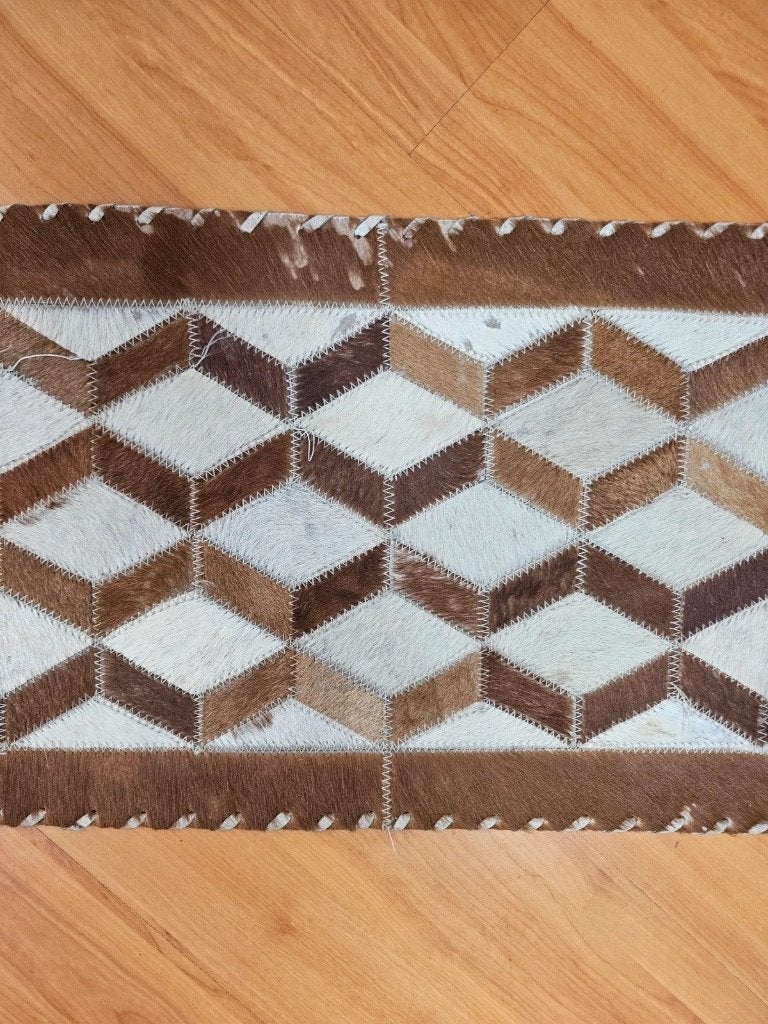 Koehuid Kleed 80/30, Gebruikt, Bruin, Mon Plaisir 19, Etten-Leur, Netherlands, DJT De Juiste Toon