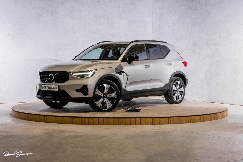 Volvo XC40 1.5 T5 Plug-in hybrid Plus Dark | Adaptieve cruis, Auto's, Volvo, Zwart, Leder, Hybride Elektrisch/Benzine, 3 cilinders