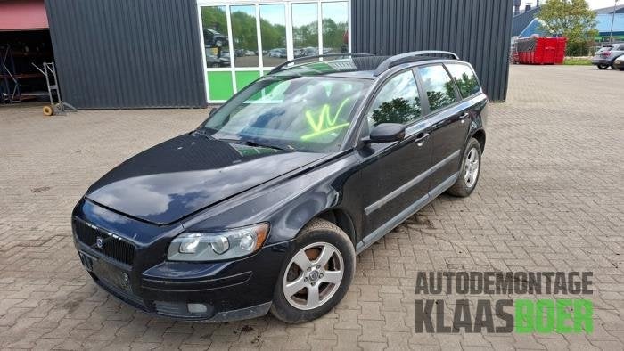Scherm links-voor van een Volvo V50, Gebruikt, -, -, Ophalen of Verzenden