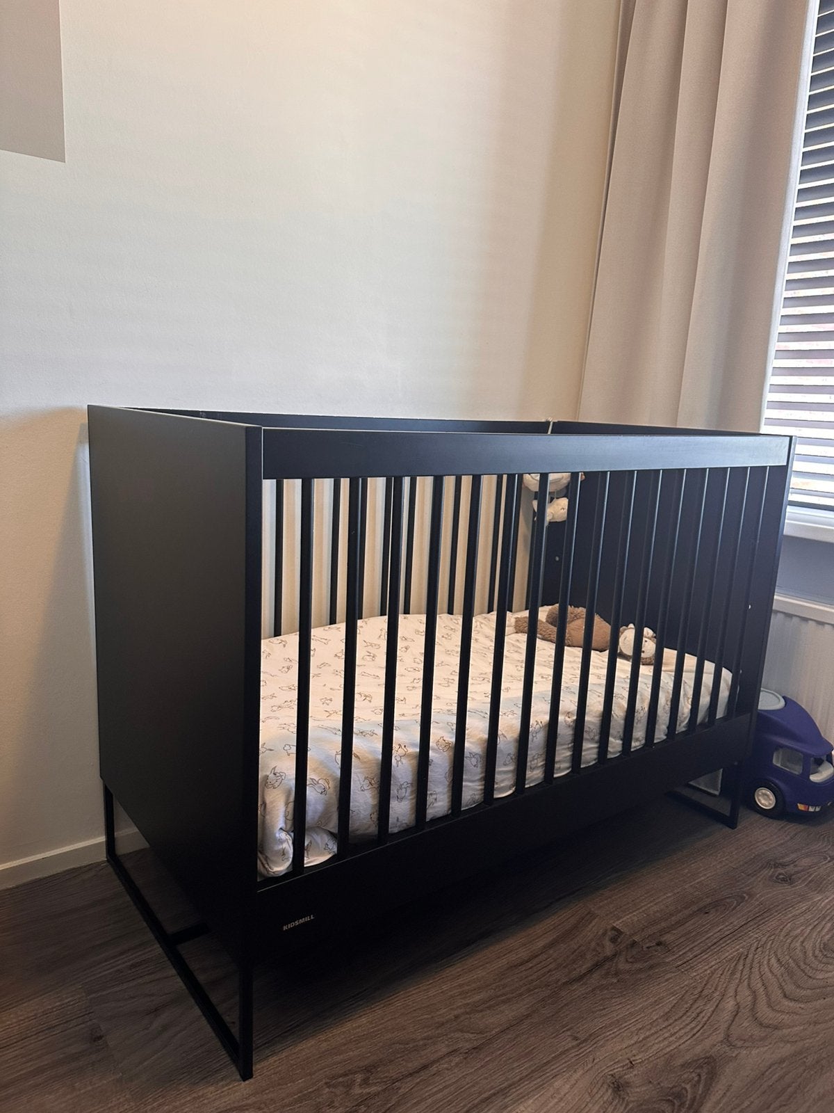 Kidsmill modular 2 kast en ledikant, Ophalen, Zo goed als nieuw, Jongetje of Meisje