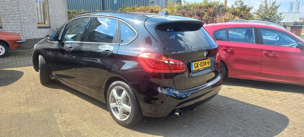 BMW 2-Serie Active Tourer 218i AUTOMAAT Zwart, 136 pk, Zwart, Zwart, Origineel Nederlands