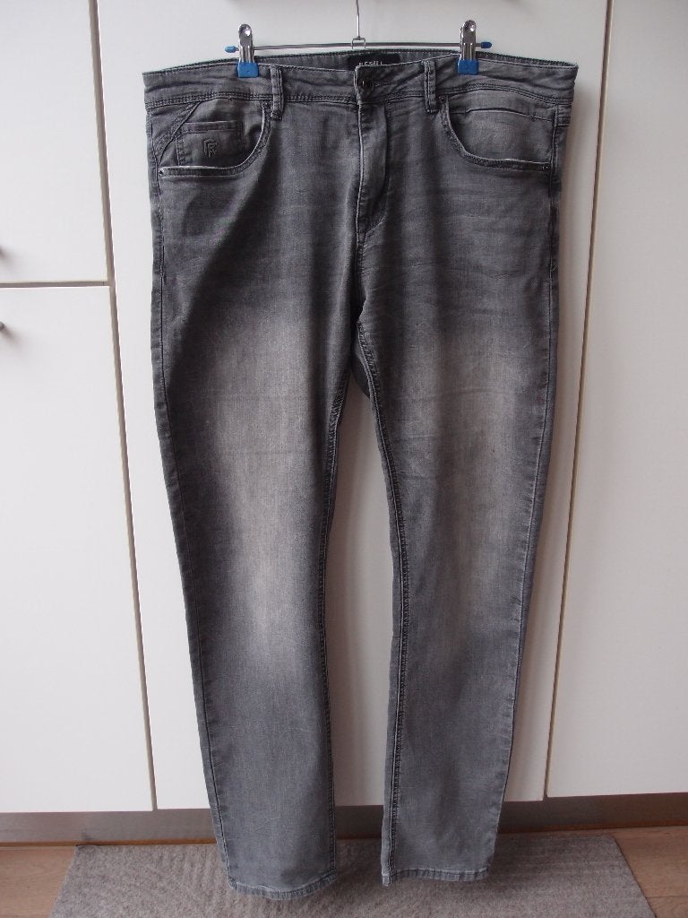 Erg mooie jongens heren Shoeby jog denim jeans 36 34 slim, Shoeby, W32 (confectie 46) of kleiner, Ophalen of Verzenden, Zo goed als nieuw