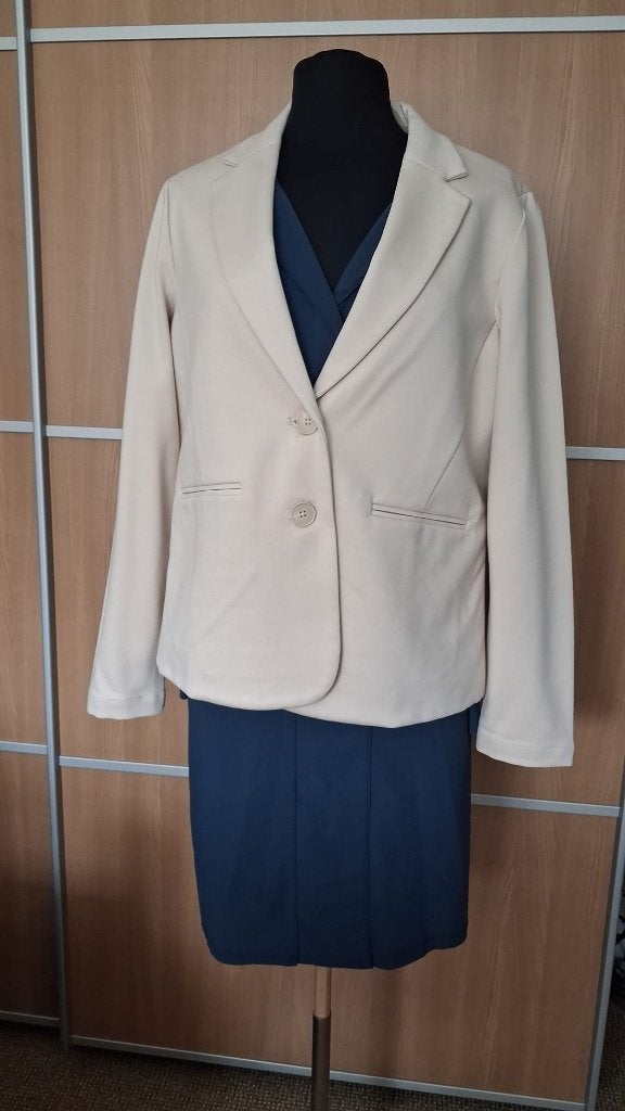 Koopje! Vlotte Red Button blazer dames beige maat XXL nieuw, Kleding | Dames, Jasjes, Kostuums en Pakken, Beige, Maat 46/48 (XL) of groter
