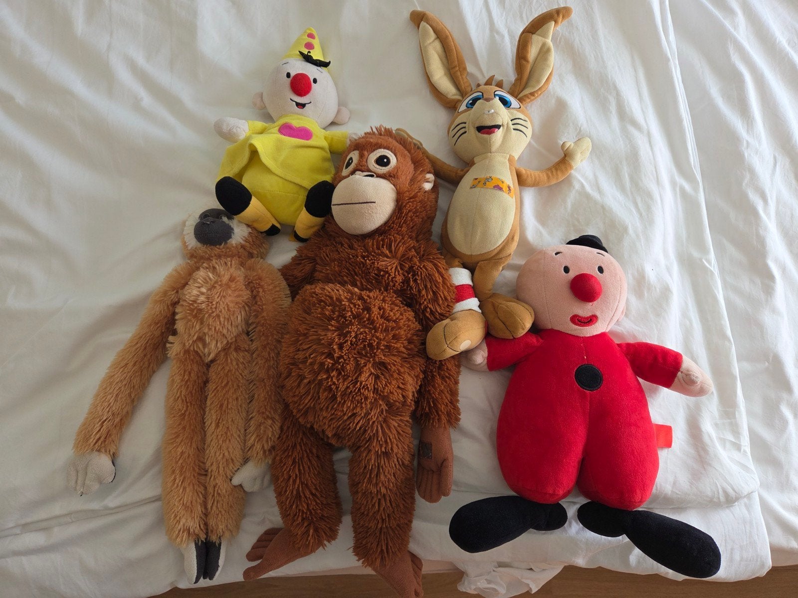Diverse knuffels - aap, konijn, clown en meer, Kinderen en Baby's, Ophalen, Gebruikt, Bruin, Aap