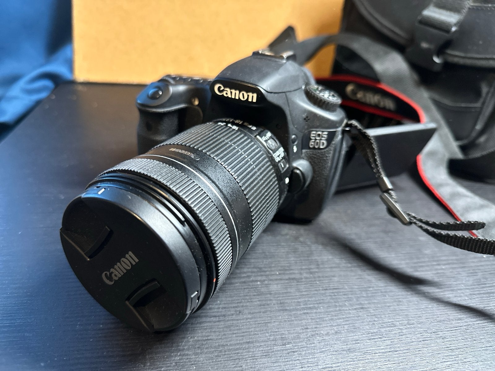 Canon EOS 60D Spiegelreflexcamera met EF-S 18-135mm lens, Ophalen, Spiegelreflex, Canon, Beeldstabilisatie